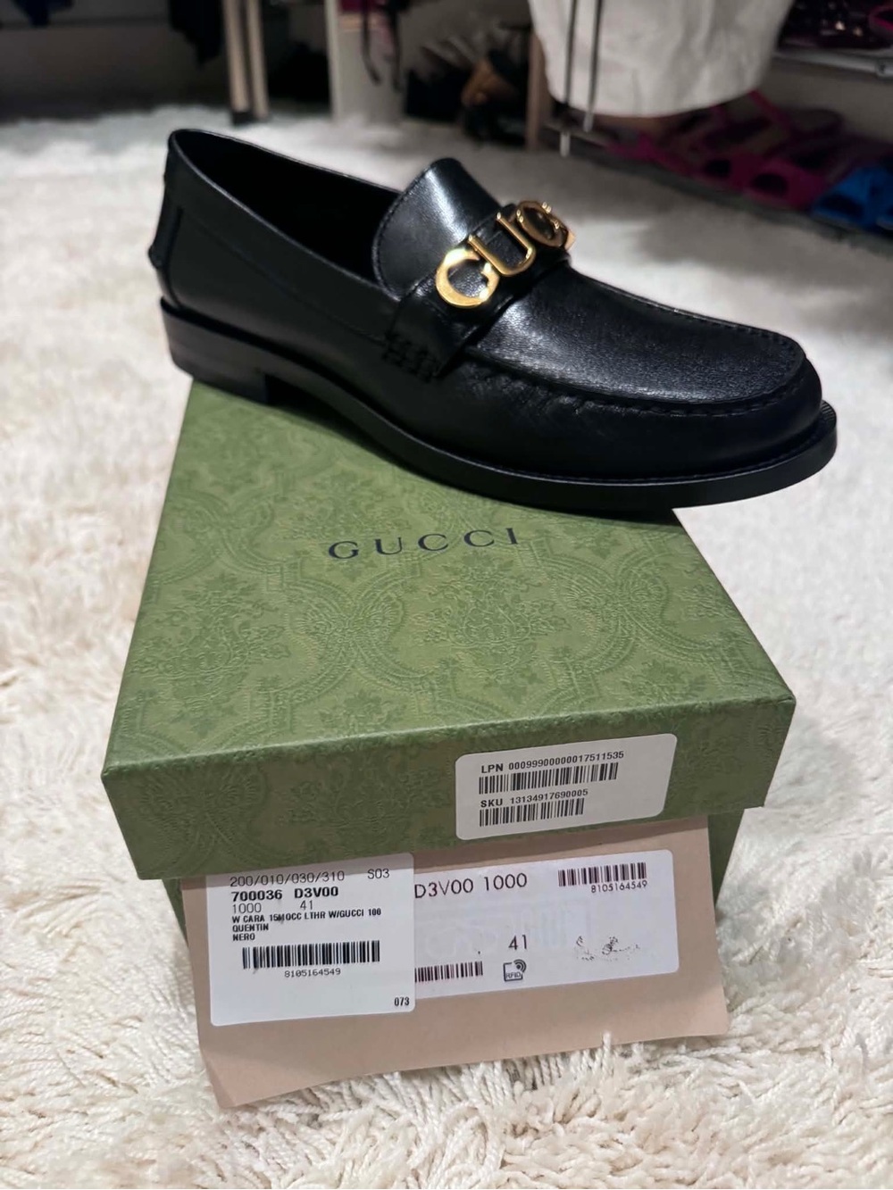 Gucci Black Leather Loafer with Gold Horsebit Logo